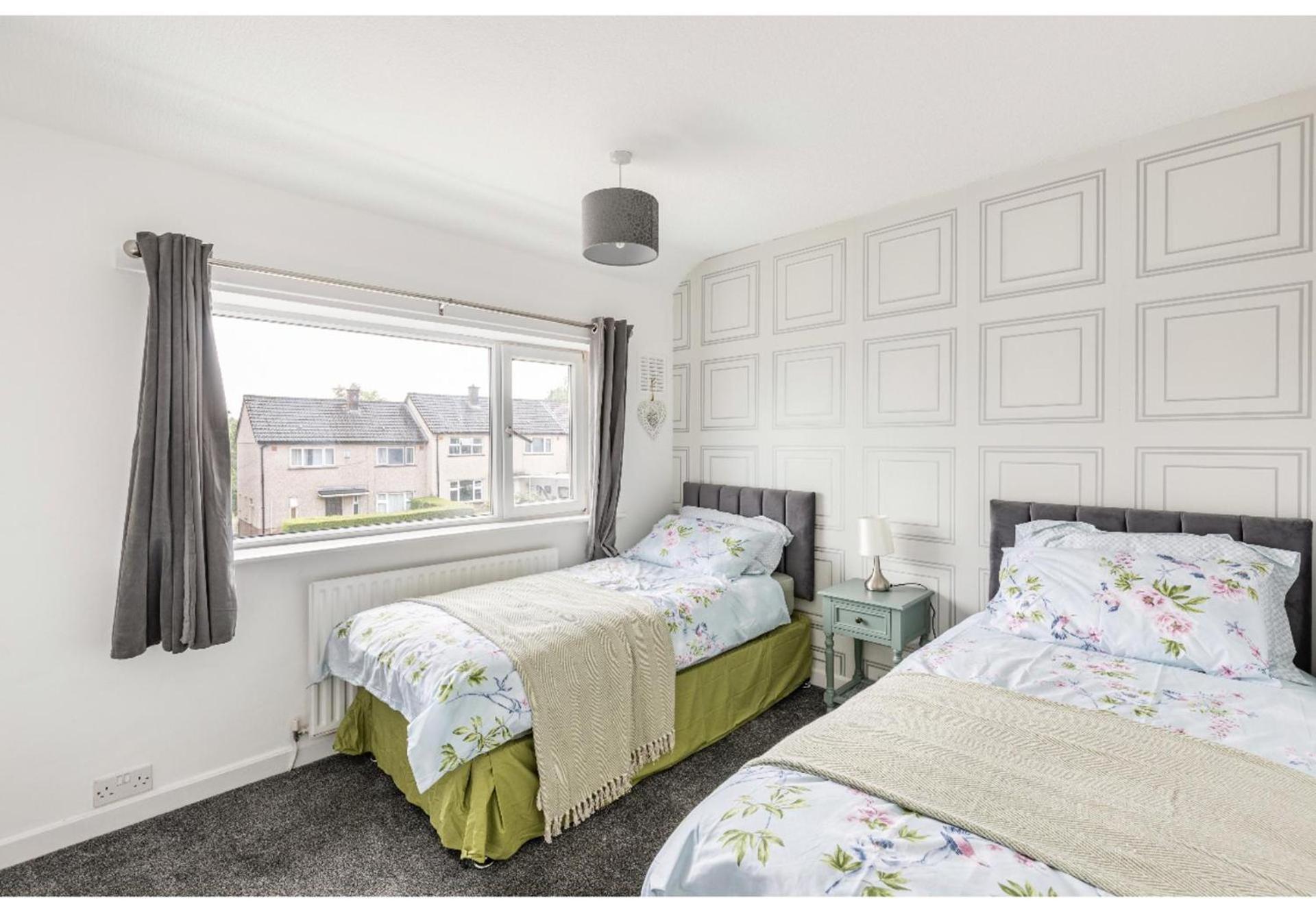 Come & Unwind In Charming 5 Bed House In Blackburn Блекберн Екстер'єр фото